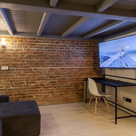 Lesi Apartment With Terrace Львов Экстерьер фото